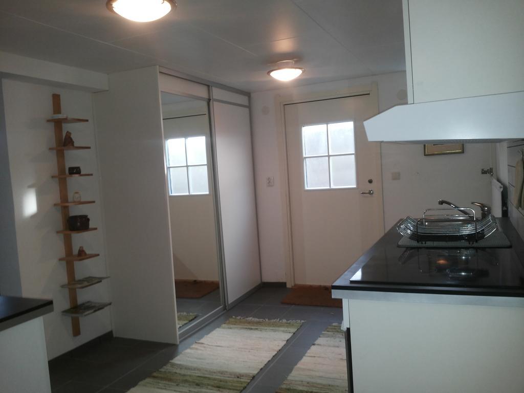 Laegenhet Lillisgarden Guest House Vallakra Ruang foto